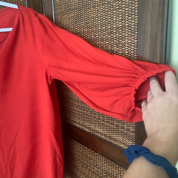 Jennifer Lopez shirt - Picture 2 of 2